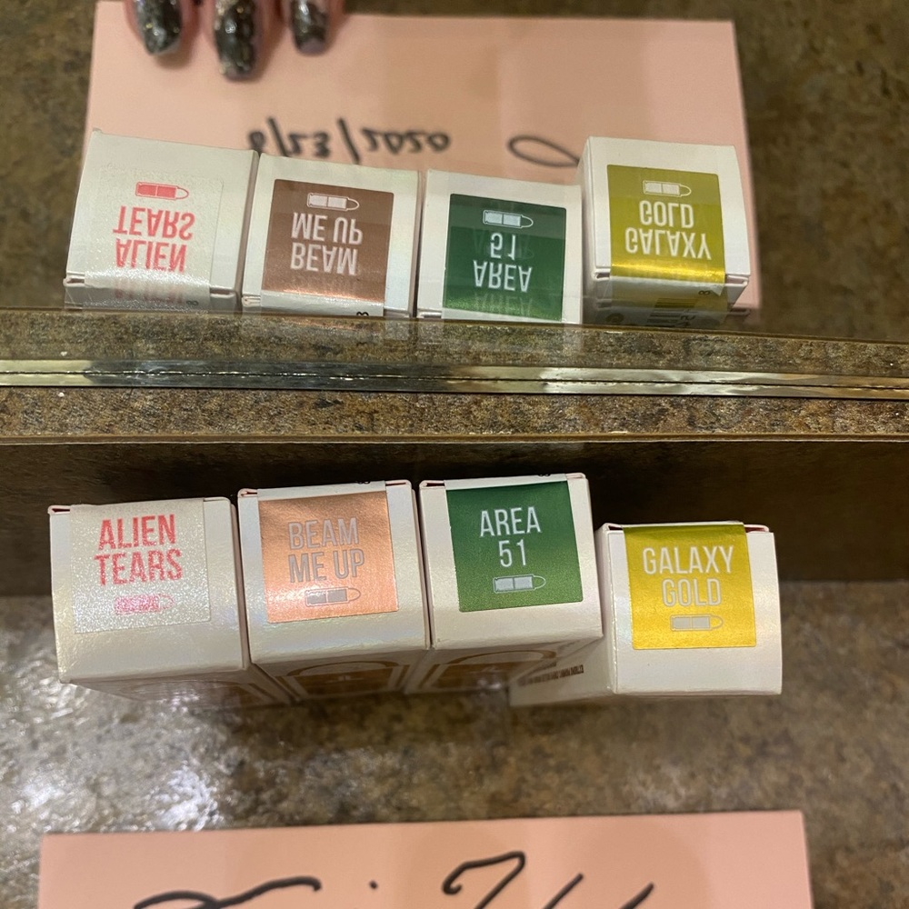JSC Alien lip Ammo Collection